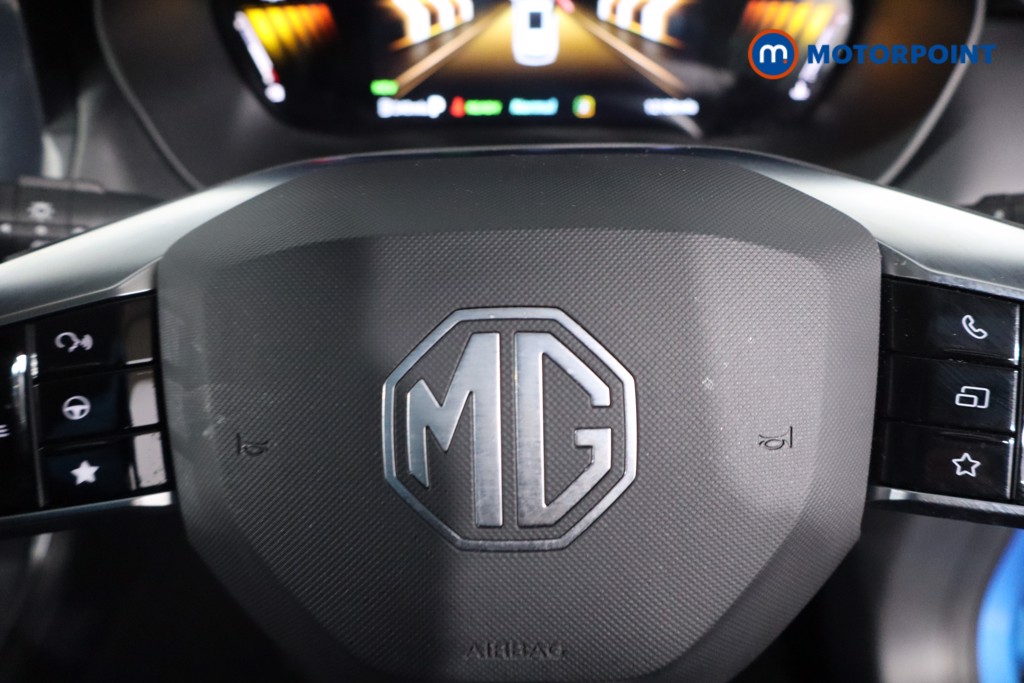 Mg Motor Uk ZS Trophy Automatic Petrol-Electric Hybrid SUV - Stock Number (1624977) - 13th supplementary image