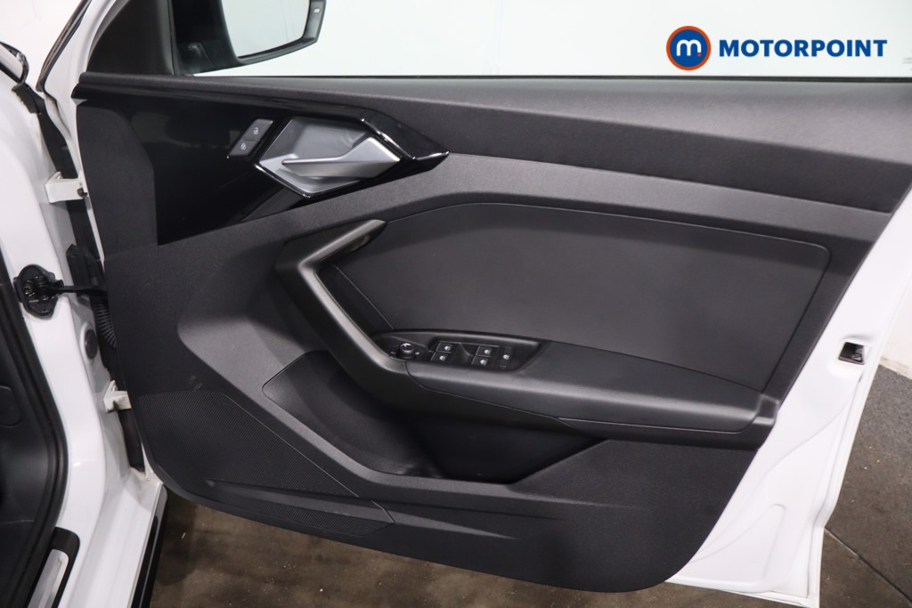 Audi A1 Black Edition Manual Petrol Hatchback - Stock Number (1625059) - 26th supplementary image