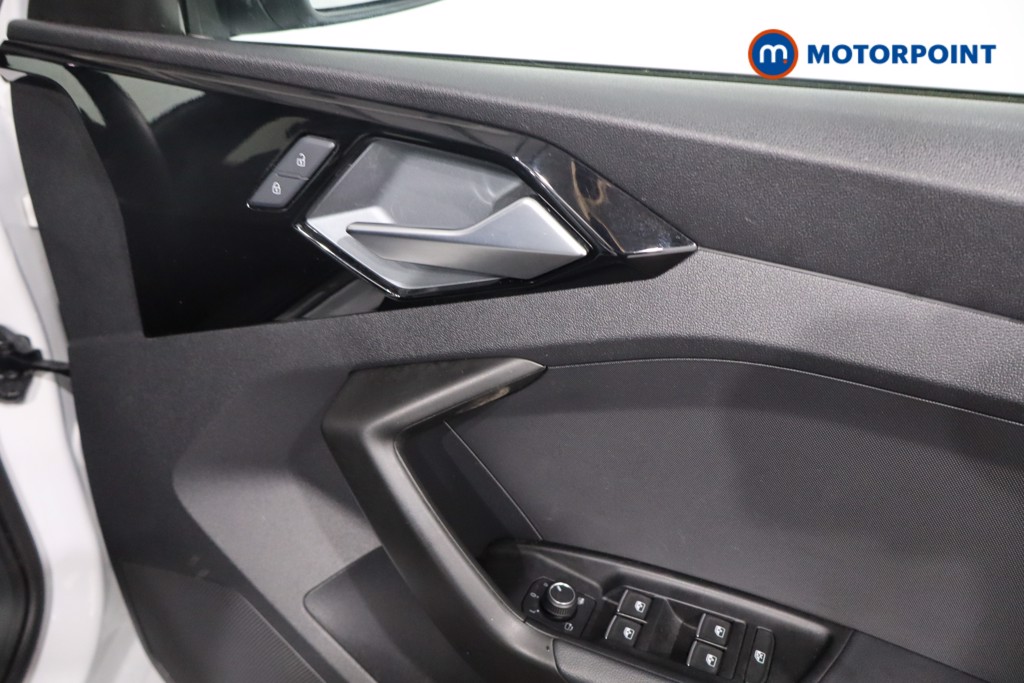 Audi A1 Black Edition Manual Petrol Hatchback - Stock Number (1625059) - 27th supplementary image