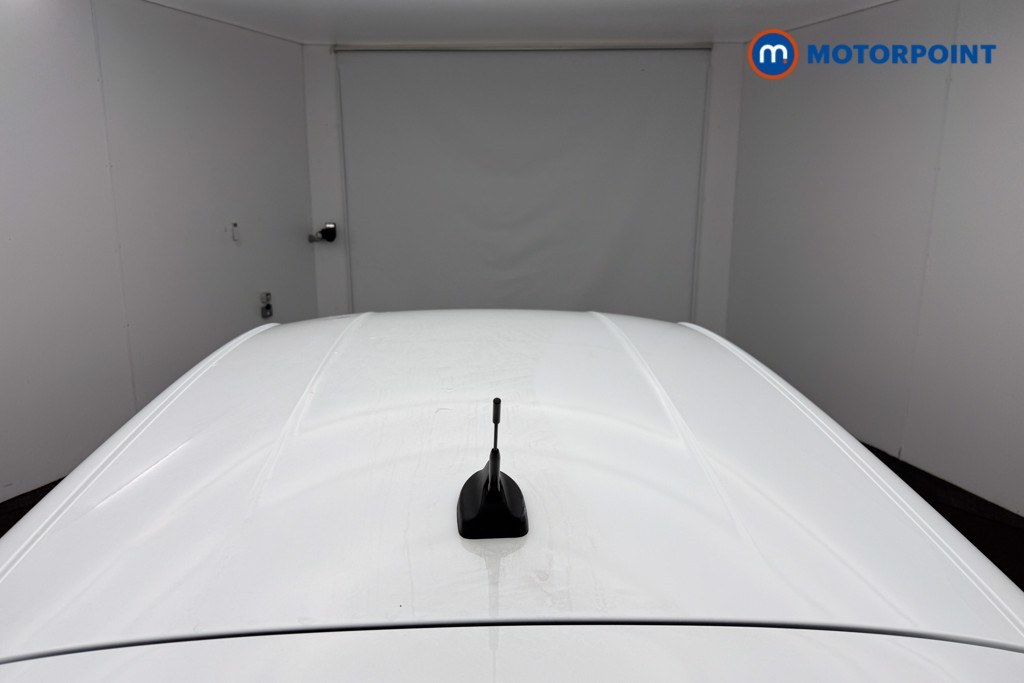 Ford Fiesta Zetec Manual Petrol Hatchback - Stock Number (1625078) - 13th supplementary image