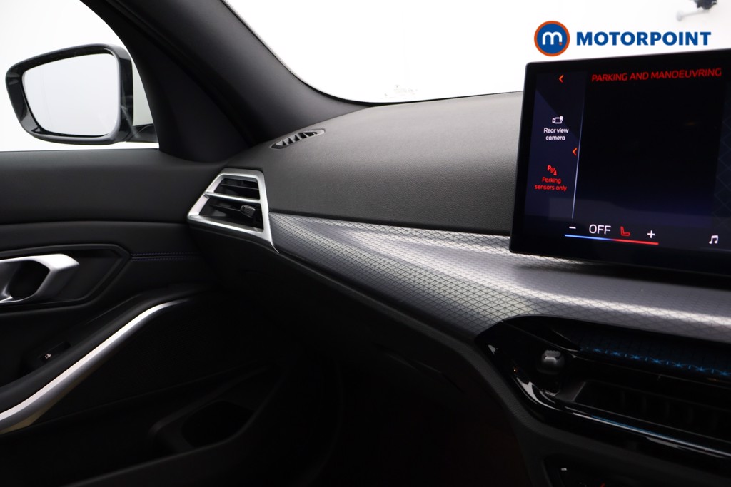 BMW 3 Series M Sport Automatic Petrol Plug-In Hybrid Saloon - Stock Number (1625519) - 18th supplementary image