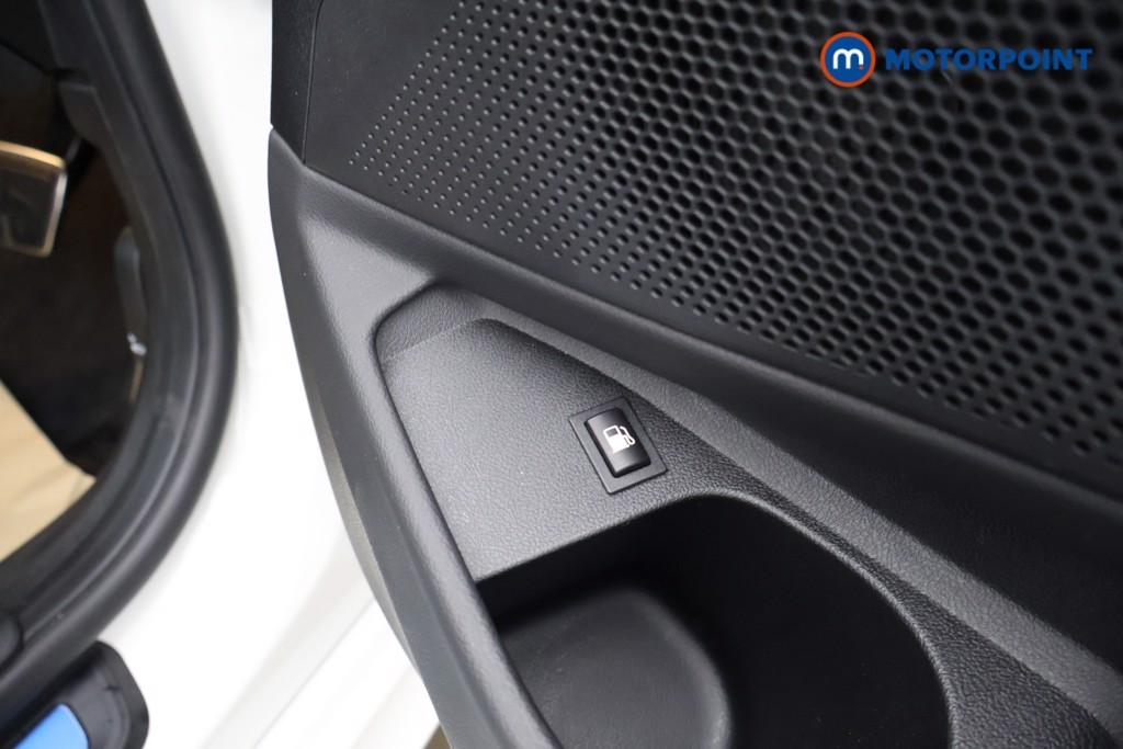 BMW 3 Series M Sport Automatic Petrol Plug-In Hybrid Saloon - Stock Number (1625519) - 25th supplementary image