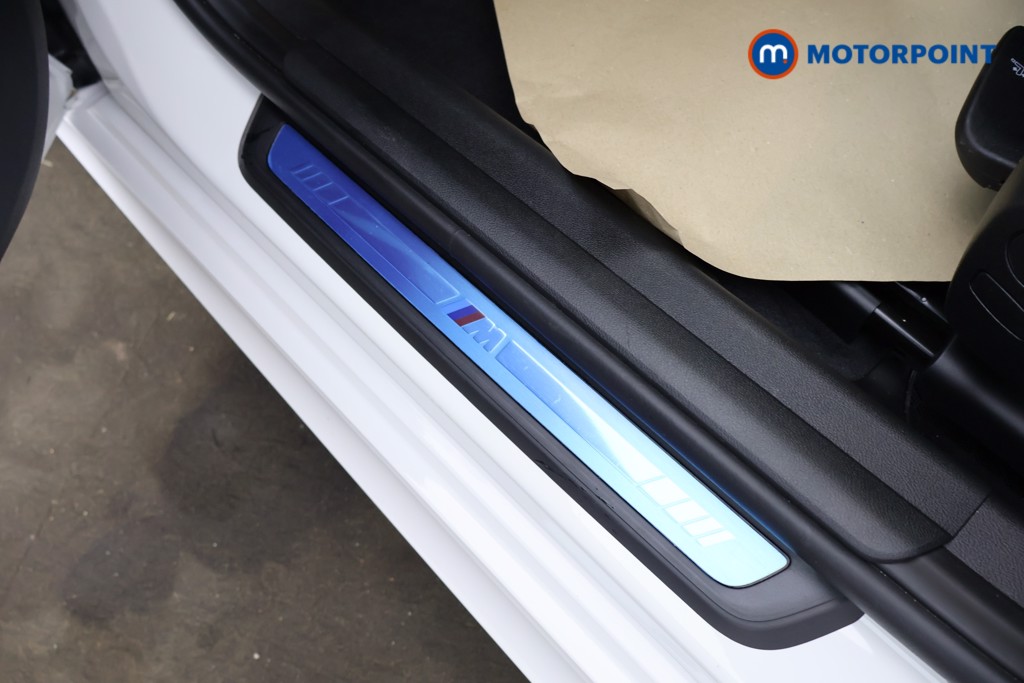 BMW 3 Series M Sport Automatic Petrol Plug-In Hybrid Saloon - Stock Number (1625519) - 36th supplementary image