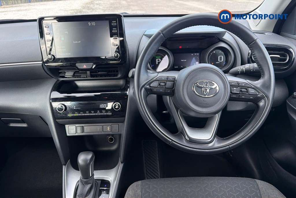 Toyota Yaris Cross Icon Automatic Petrol-Electric Hybrid Estate - Stock Number (1625745) - 2nd supplementary image