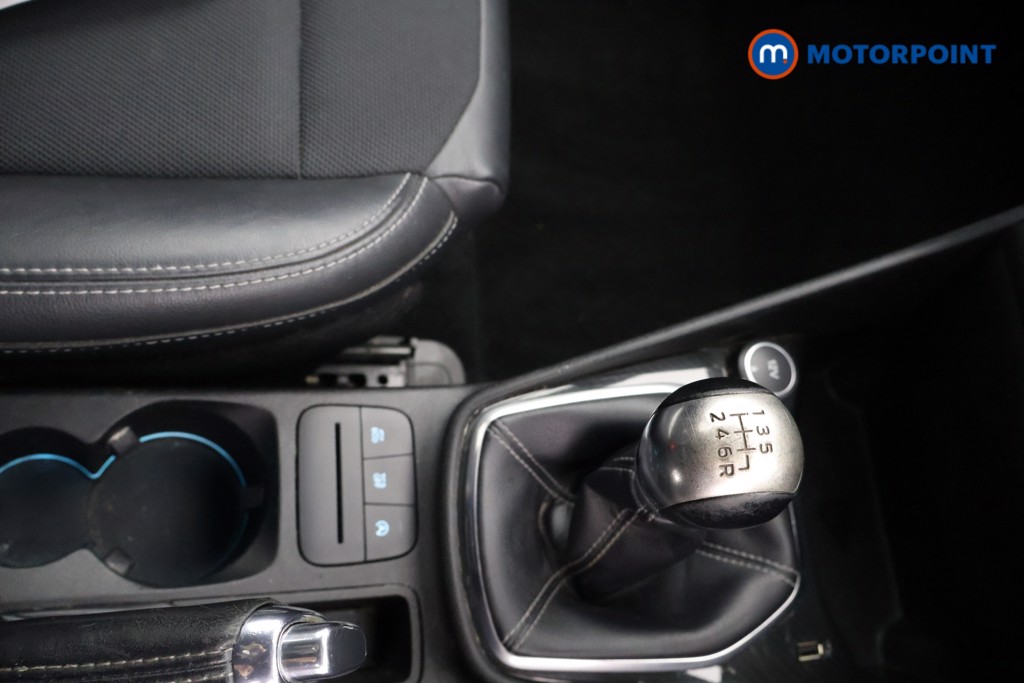Ford Fiesta St-Line X Manual Petrol Hatchback - Stock Number (1610175) - 8th supplementary image