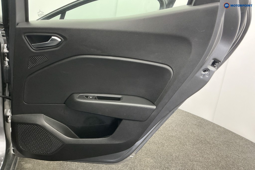 Renault Clio Evolution Automatic Petrol-Electric Hybrid Hatchback - Stock Number (1612669) - 26th supplementary image