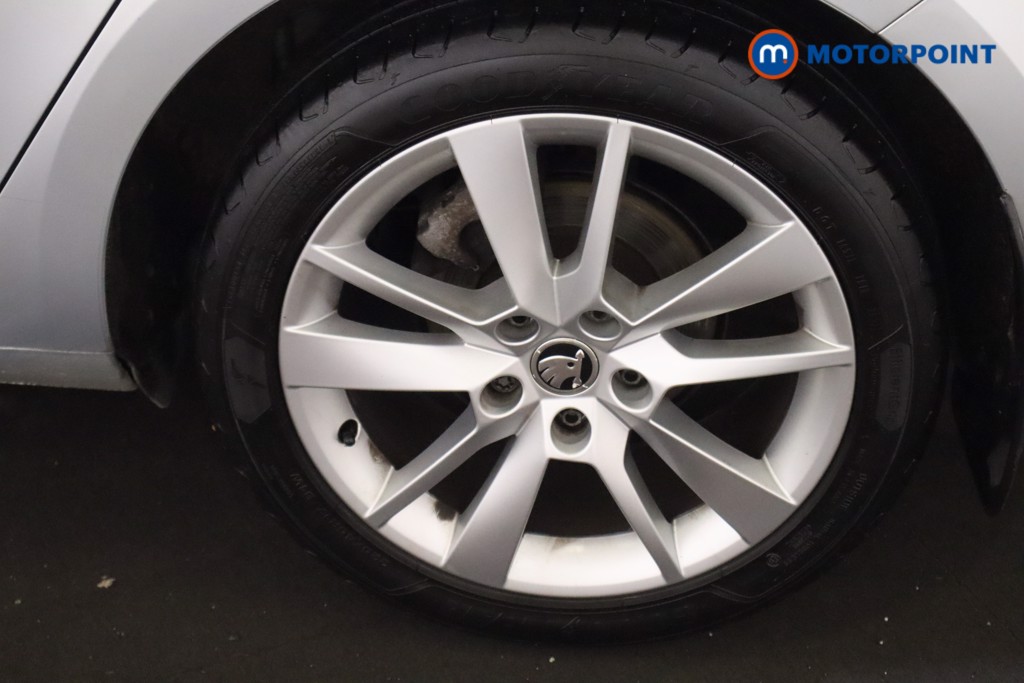 Skoda Octavia Se L Automatic Petrol Hatchback - Stock Number (1614262) - 9th supplementary image