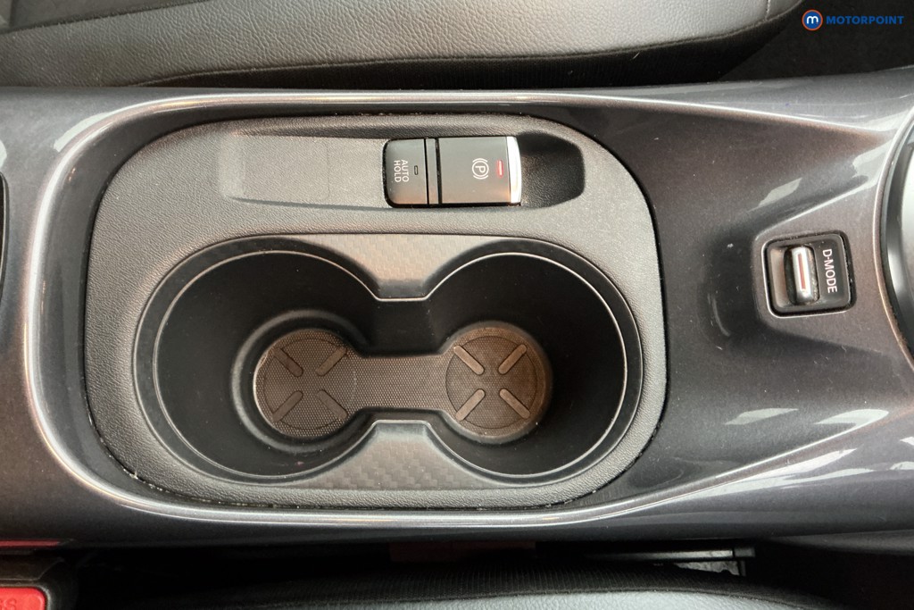 Nissan Juke N-Connecta Automatic Petrol SUV - Stock Number (1615227) - 18th supplementary image