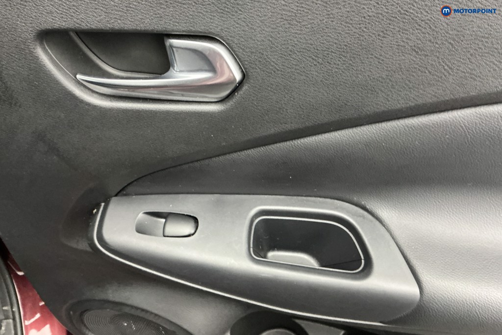 Nissan Juke N-Connecta Automatic Petrol SUV - Stock Number (1615227) - 30th supplementary image