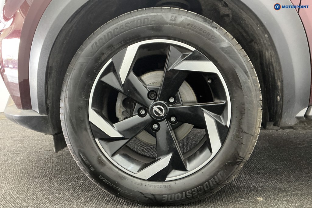 Nissan Juke N-Connecta Automatic Petrol SUV - Stock Number (1615227) - 34th supplementary image