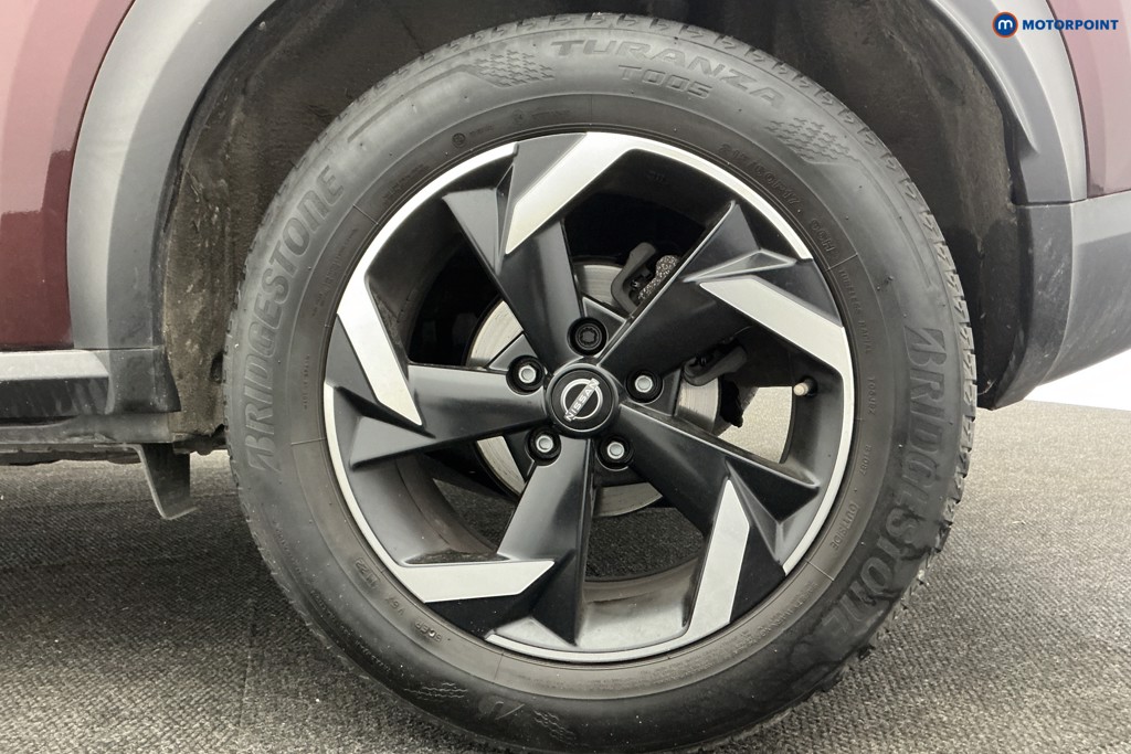 Nissan Juke N-Connecta Automatic Petrol SUV - Stock Number (1615227) - 35th supplementary image