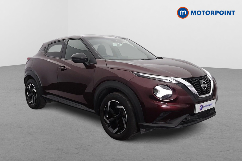 Nissan Juke N-Connecta Automatic Petrol SUV - Stock Number (1615227) - Drivers side front corner