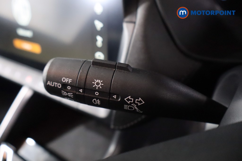 Mg Motor Uk ZS Trophy Automatic Petrol-Electric Hybrid SUV - Stock Number (1617784) - 14th supplementary image