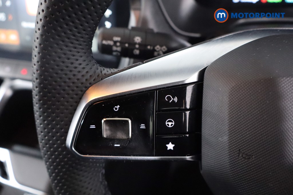 Mg Motor Uk ZS Trophy Automatic Petrol-Electric Hybrid SUV - Stock Number (1617923) - 7th supplementary image