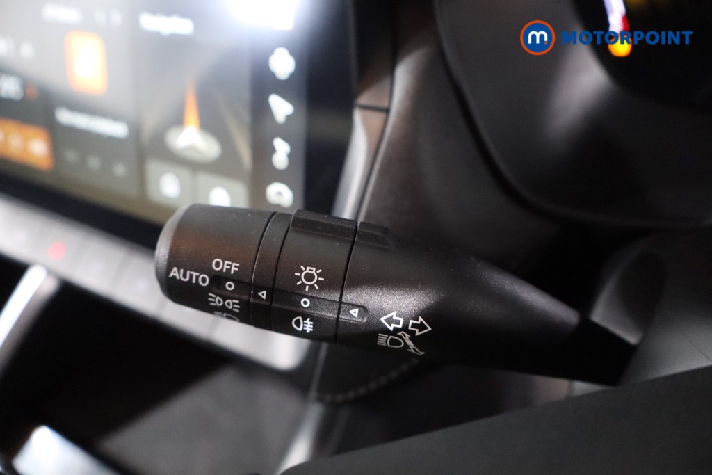 Mg Motor Uk ZS Trophy Automatic Petrol-Electric Hybrid SUV - Stock Number (1617923) - 14th supplementary image