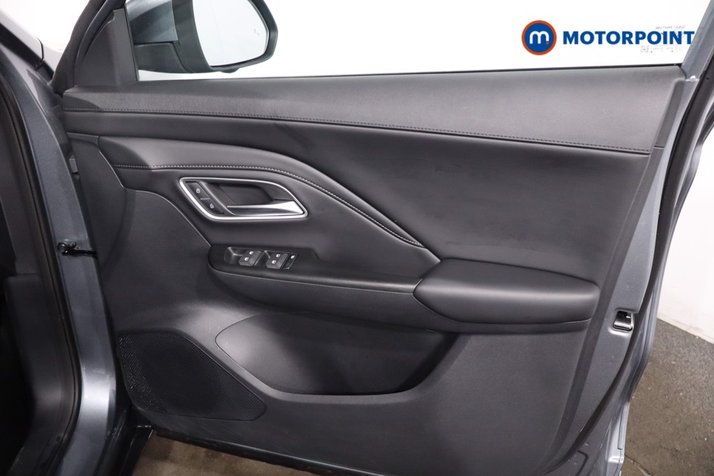 Mg Motor Uk ZS Trophy Automatic Petrol-Electric Hybrid SUV - Stock Number (1617923) - 24th supplementary image