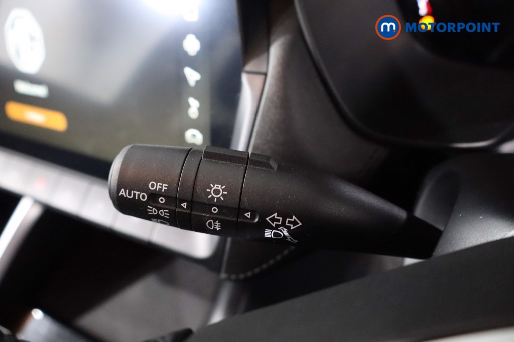 Mg Motor Uk ZS Trophy Automatic Petrol-Electric Hybrid SUV - Stock Number (1618412) - 14th supplementary image