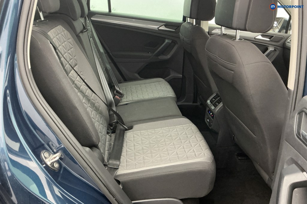 Volkswagen Tiguan Life Automatic Petrol Plug-In Hybrid SUV - Stock Number (1618637) - 6th supplementary image