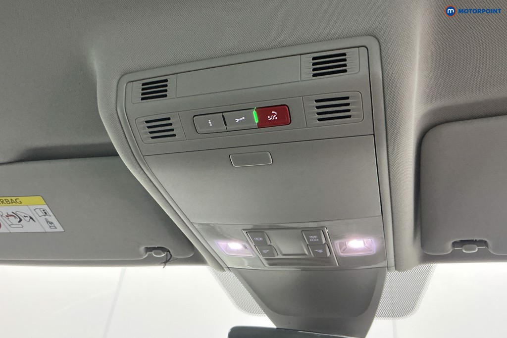 Volkswagen Tiguan Life Automatic Petrol Plug-In Hybrid SUV - Stock Number (1618637) - 17th supplementary image