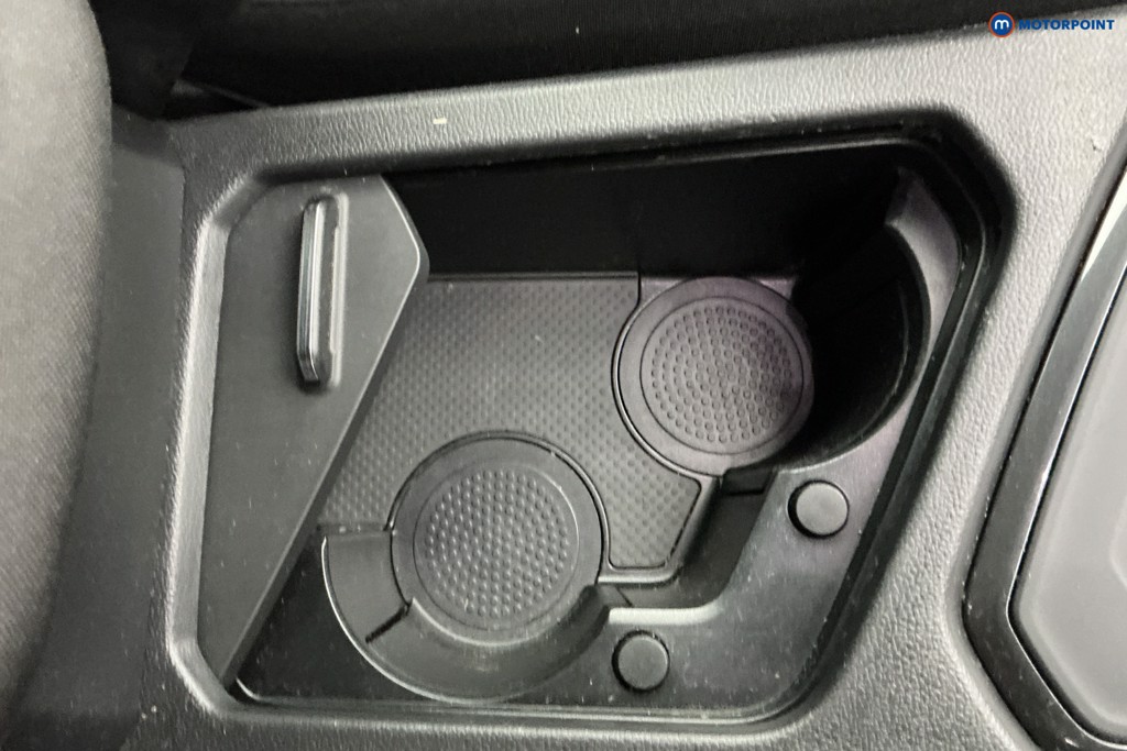 Volkswagen Tiguan Life Automatic Petrol Plug-In Hybrid SUV - Stock Number (1618637) - 19th supplementary image