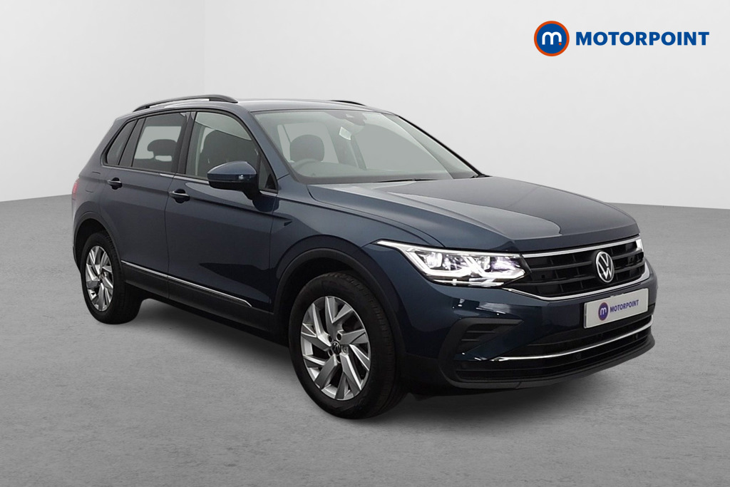 Volkswagen Tiguan Life Automatic Petrol Plug-In Hybrid SUV - Stock Number (1618637) - Drivers side front corner