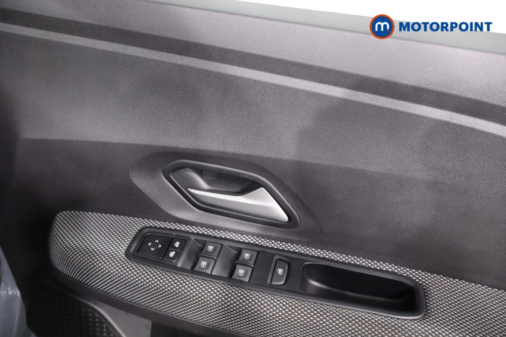 Dacia Sandero Expression Manual Petrol Hatchback - Stock Number (1618894) - 23rd supplementary image