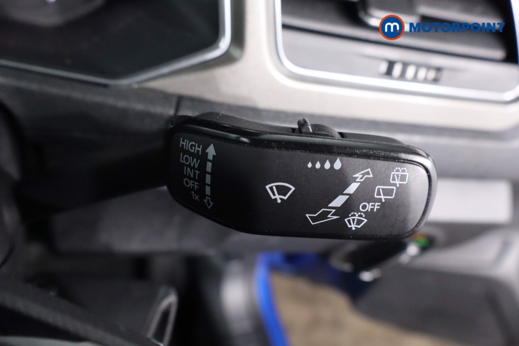 Volkswagen T-Roc SE Manual Petrol SUV - Stock Number (1619871) - 15th supplementary image