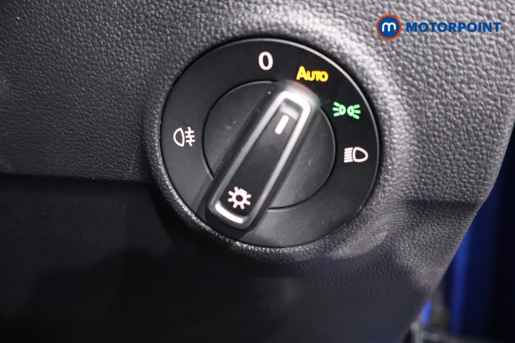 Volkswagen T-Roc SE Manual Petrol SUV - Stock Number (1619871) - 17th supplementary image