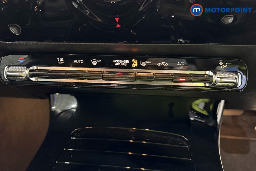 Mercedes-Benz A Class Amg Line Automatic Petrol Hatchback - Stock Number (1620418) - 14th supplementary image