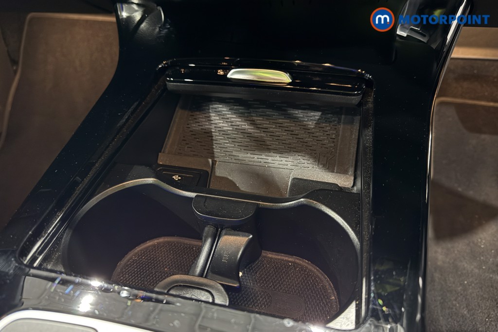 Mercedes-Benz A Class Amg Line Automatic Petrol Hatchback - Stock Number (1620418) - 16th supplementary image