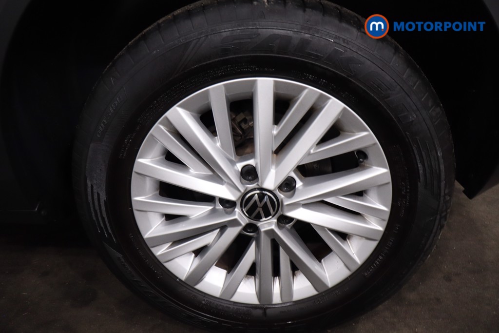 Volkswagen T-Roc Life Manual Petrol SUV - Stock Number (1620963) - 12th supplementary image