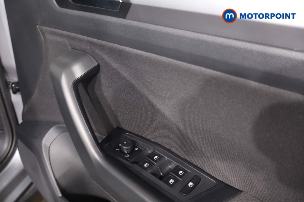 Volkswagen T-Roc Life Manual Petrol SUV - Stock Number (1620963) - 25th supplementary image