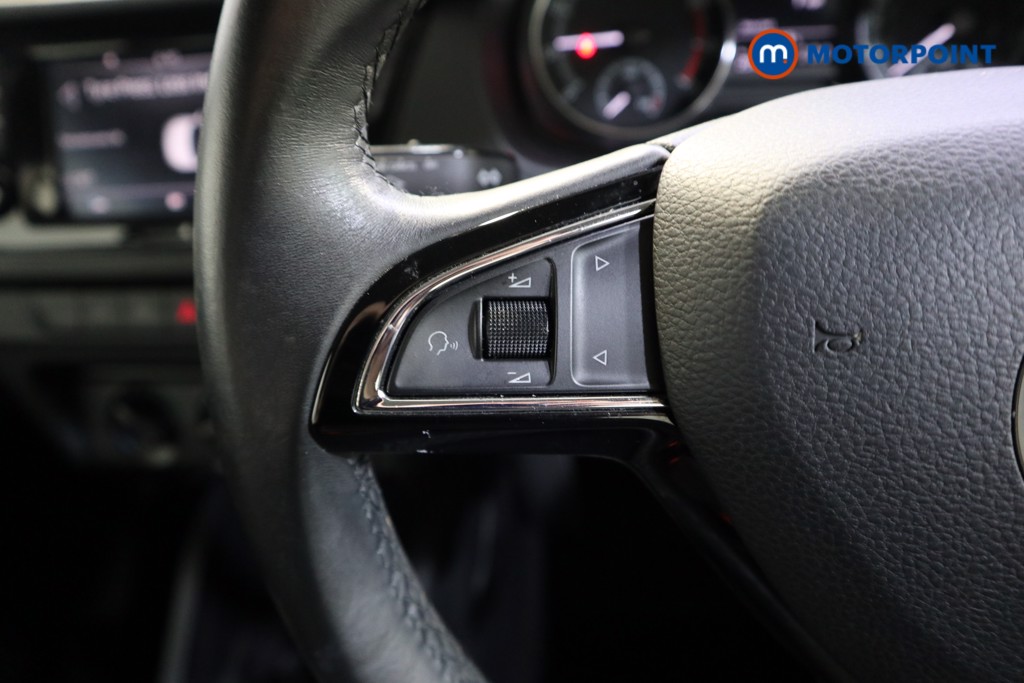 Skoda Fabia Colour Edition Manual Petrol Hatchback - Stock Number (1621505) - 3rd supplementary image