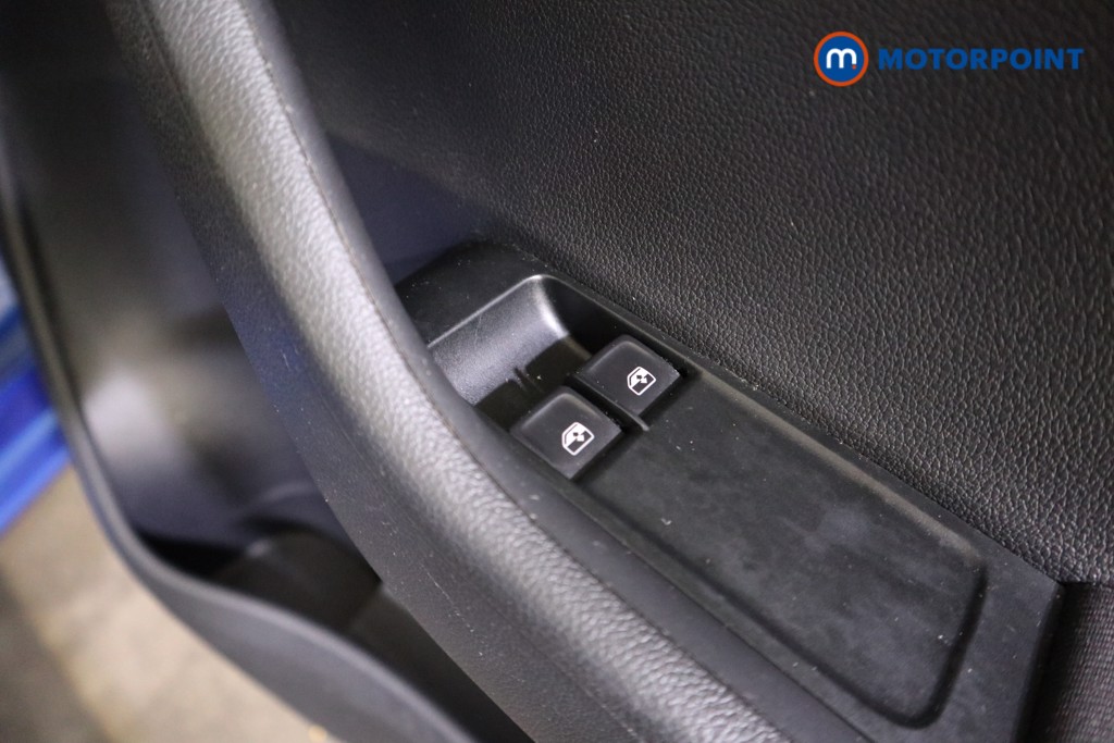 Skoda Fabia Colour Edition Manual Petrol Hatchback - Stock Number (1621505) - 13th supplementary image