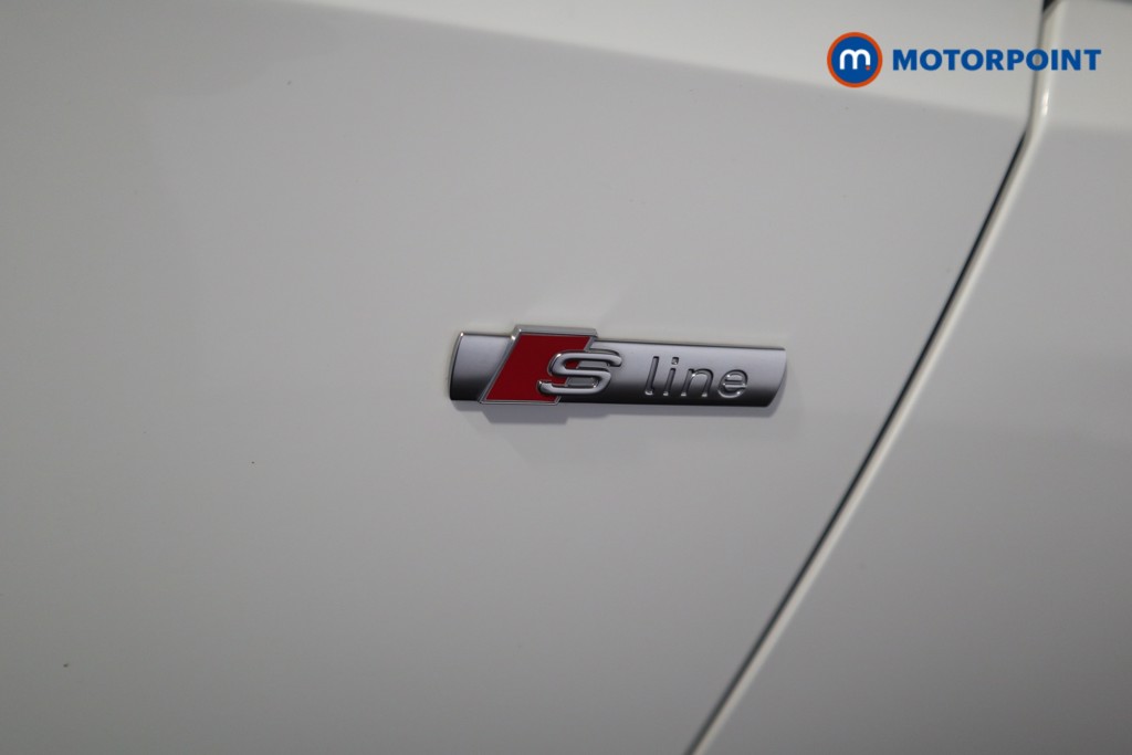 Audi A4 Black Edition Automatic Petrol Estate - Stock Number (1621675) - 42nd supplementary image