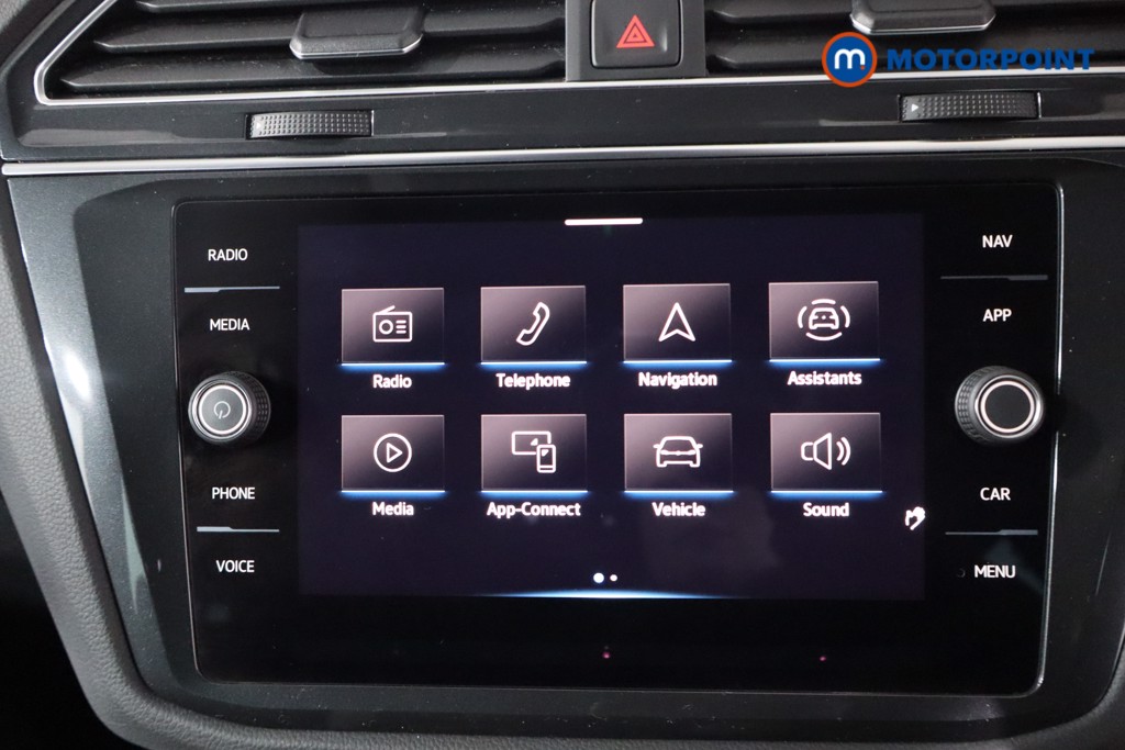 Volkswagen Tiguan R-Line Automatic Petrol SUV - Stock Number (1622900) - 2nd supplementary image