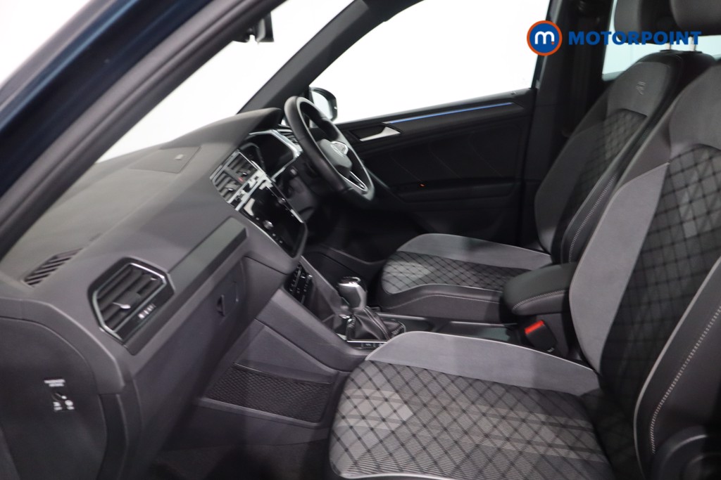 Volkswagen Tiguan R-Line Automatic Petrol SUV - Stock Number (1622900) - 4th supplementary image