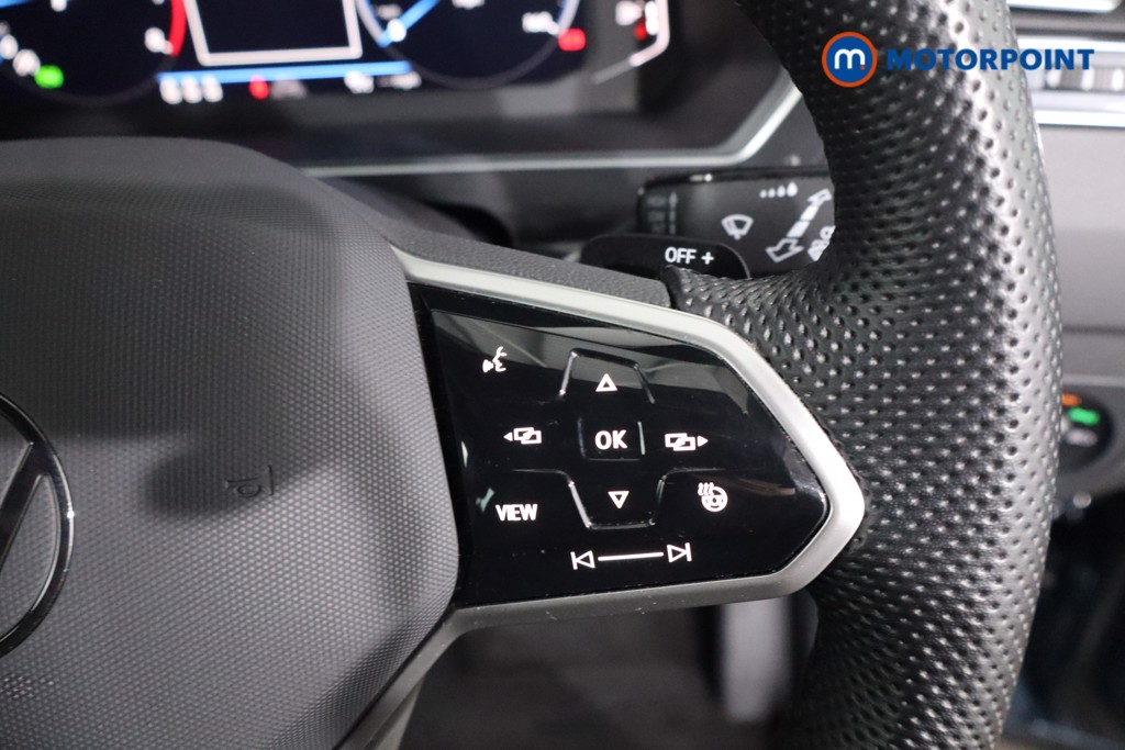 Volkswagen Tiguan R-Line Automatic Petrol SUV - Stock Number (1622900) - 8th supplementary image