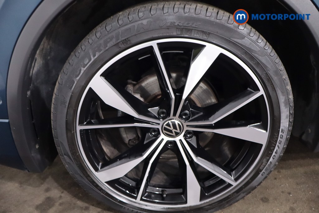 Volkswagen Tiguan R-Line Automatic Petrol SUV - Stock Number (1622900) - 11th supplementary image