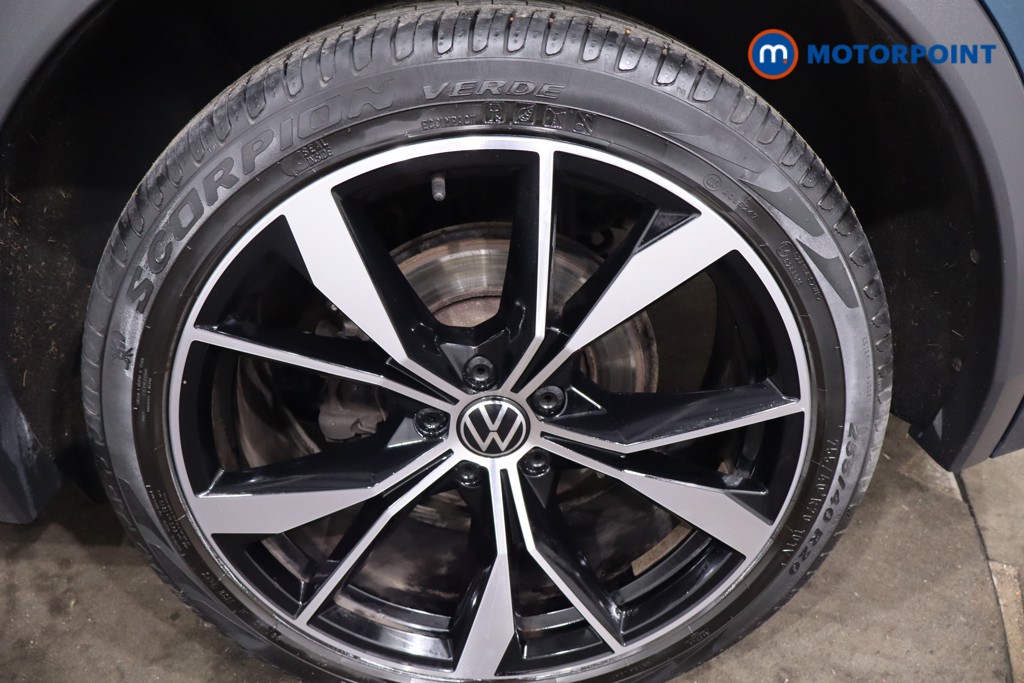 Volkswagen Tiguan R-Line Automatic Petrol SUV - Stock Number (1622900) - 12th supplementary image
