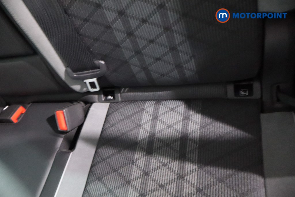 Volkswagen Tiguan R-Line Automatic Petrol SUV - Stock Number (1622900) - 34th supplementary image