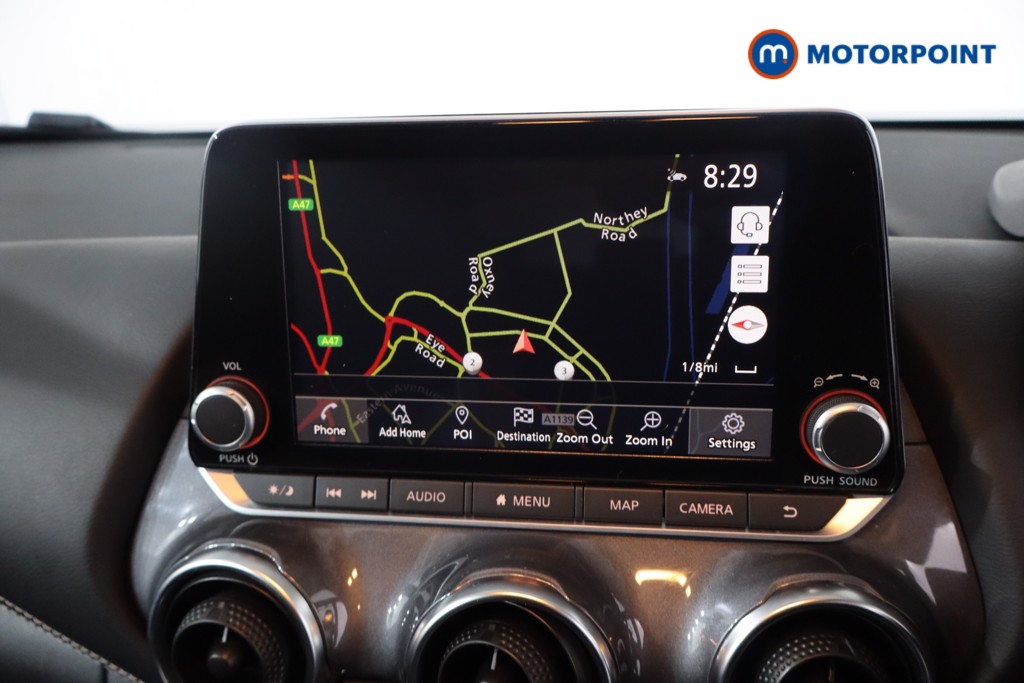 Nissan Juke N-Connecta Manual Petrol SUV - Stock Number (1623100) - 2nd supplementary image