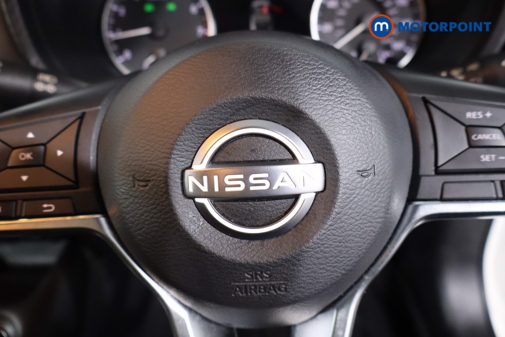 Nissan Juke N-Connecta Manual Petrol SUV - Stock Number (1623100) - 13th supplementary image