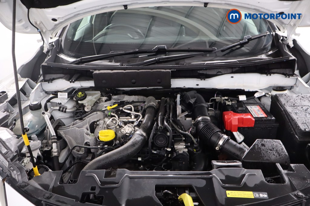 Nissan Juke N-Connecta Manual Petrol SUV - Stock Number (1623100) - 33rd supplementary image