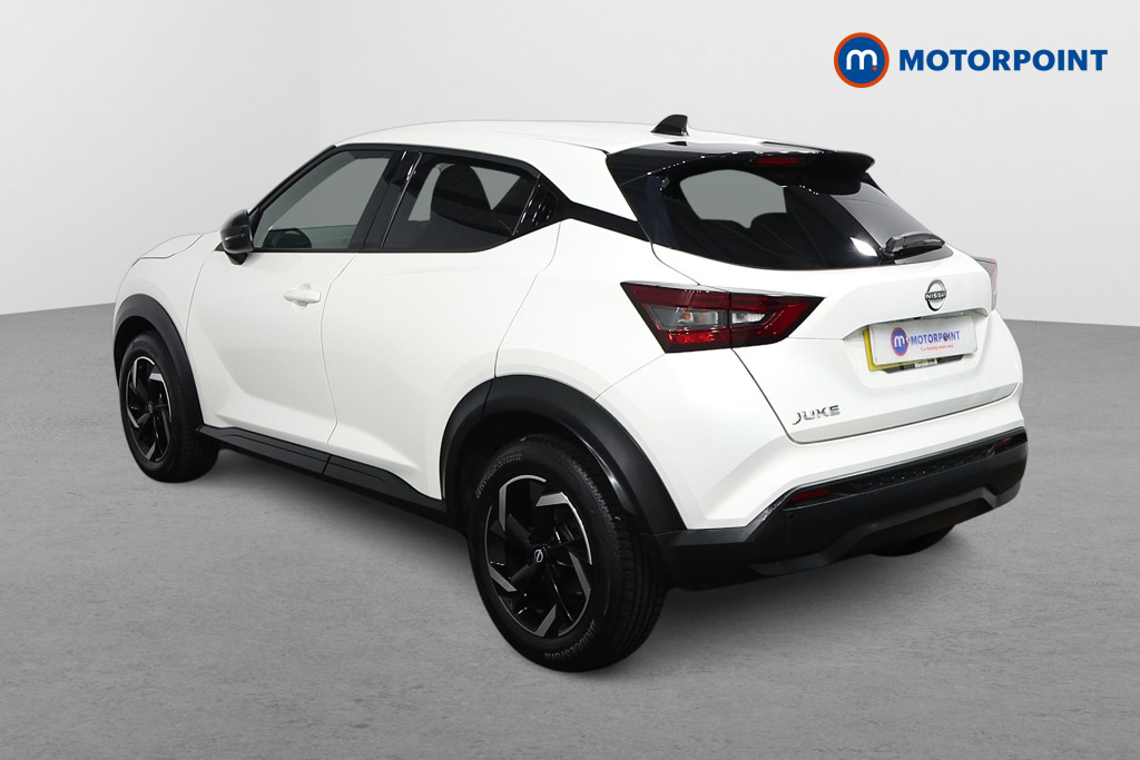 Nissan Juke N-Connecta Manual Petrol SUV - Stock Number (1623100) - Passenger side rear corner