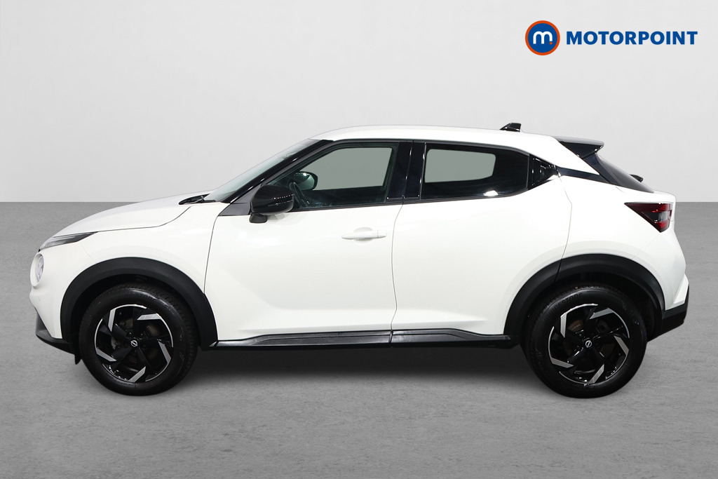 Nissan Juke N-Connecta Manual Petrol SUV - Stock Number (1623100) - Passenger side