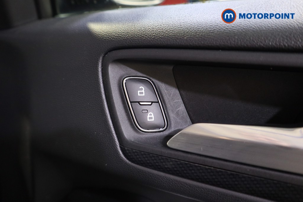 Ford Focus St-Line X Edition Manual Petrol Estate - Stock Number (1623539) - 15th supplementary image