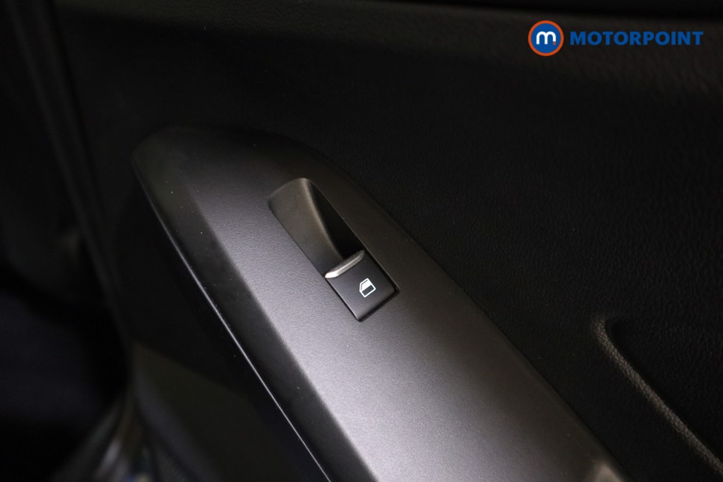 Ford Focus St-Line X Edition Manual Petrol Estate - Stock Number (1623539) - 24th supplementary image