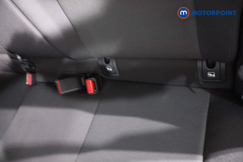 Toyota Yaris Gr Sport Automatic Petrol-Electric Hybrid Hatchback - Stock Number (1623923) - 30th supplementary image