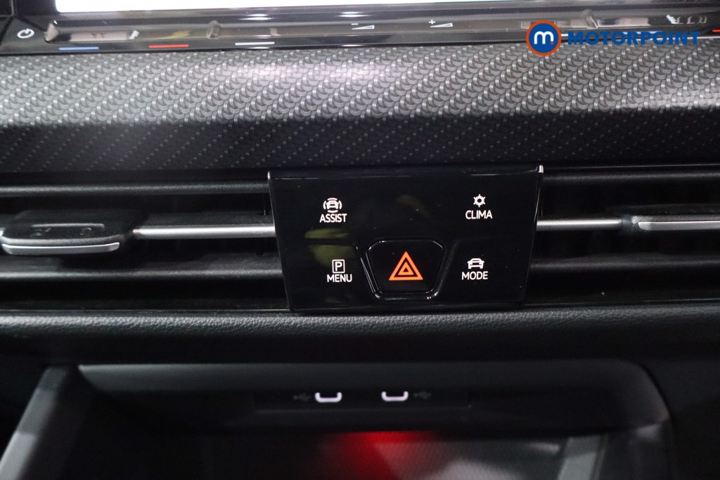Volkswagen Golf R-Line Automatic Diesel Hatchback - Stock Number (1625791) - 23rd supplementary image